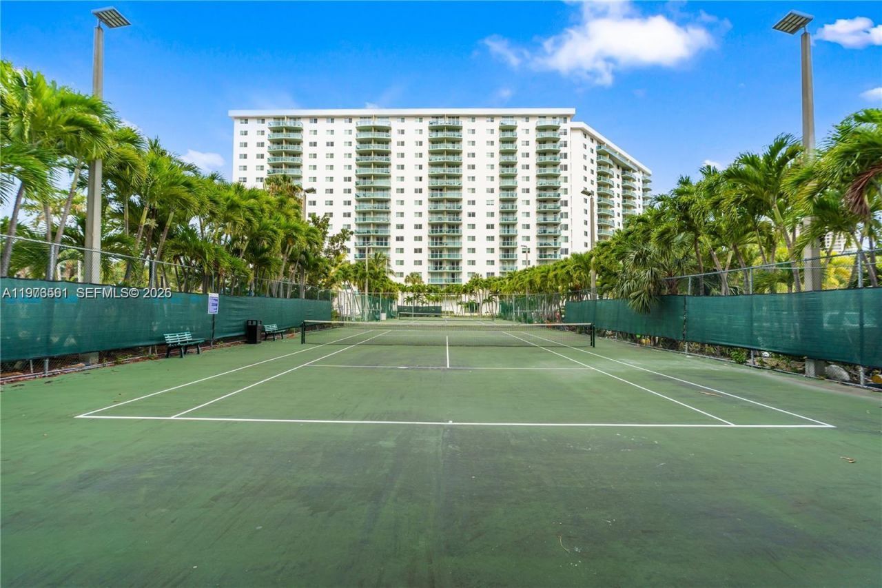 19370 Collins Ave, Unit 221, Sunny Isles Beach, FL 33160 Photo
