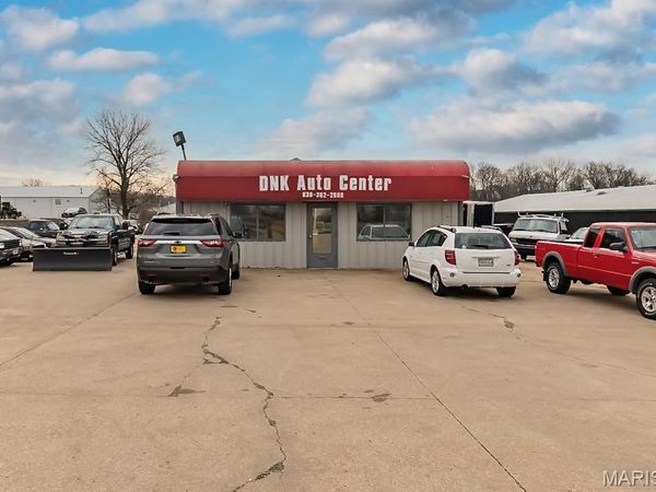 4516 S St Peters Parkway , St Charles, MO 63304