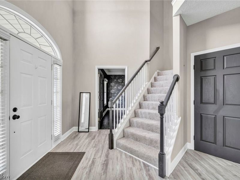 6245 Highland Green Drive, Medina, OH 44256 Photo 6