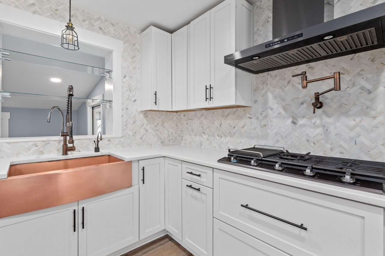 1431 Heather Drive Photo 11