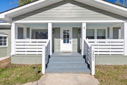 1431 Heather Drive photo 4