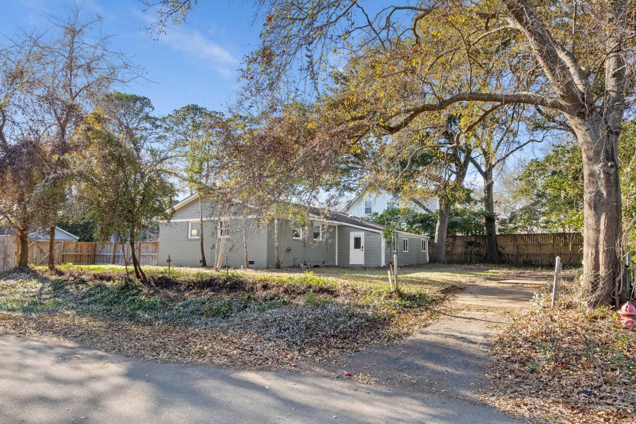 1431 Heather Drive Photo 45