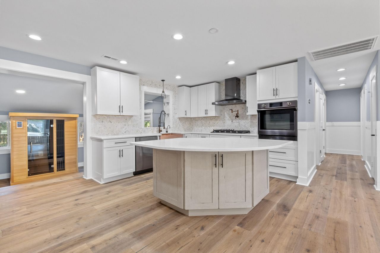 1431 Heather Drive Photo 8