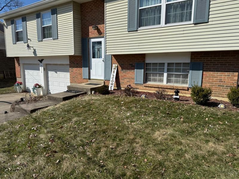 9978 Greenriver Drive, Cincinnati, OH 45231 Photo 3