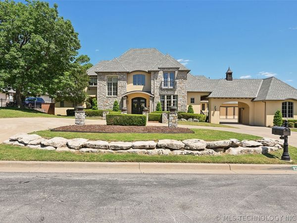 10703 S Forest Avenue, Jenks, OK 74037