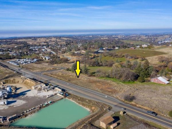 140 Central Eureka Dr, Sutter Creek, CA 95685