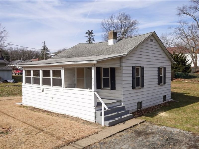 2323 Mingo Trail, Akron, OH 44312 Photo 1