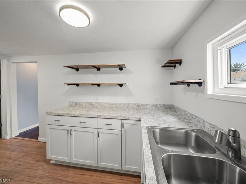 2323 Mingo Trail, Akron, OH 44312 Photo 3