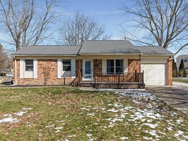 3712 Summit Court, Wixom, MI 48393