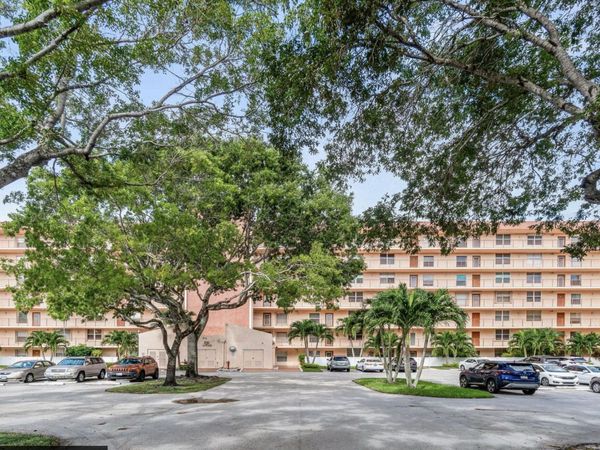 14623 Bonaire Boulevard, Unit 605, Delray Beach, FL 33446