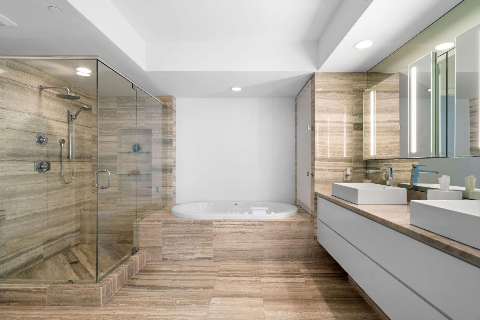 101 S Fort Lauderdale Beach Boulevard, Unit 705, Fort Lauderdale, FL 33316 Photo