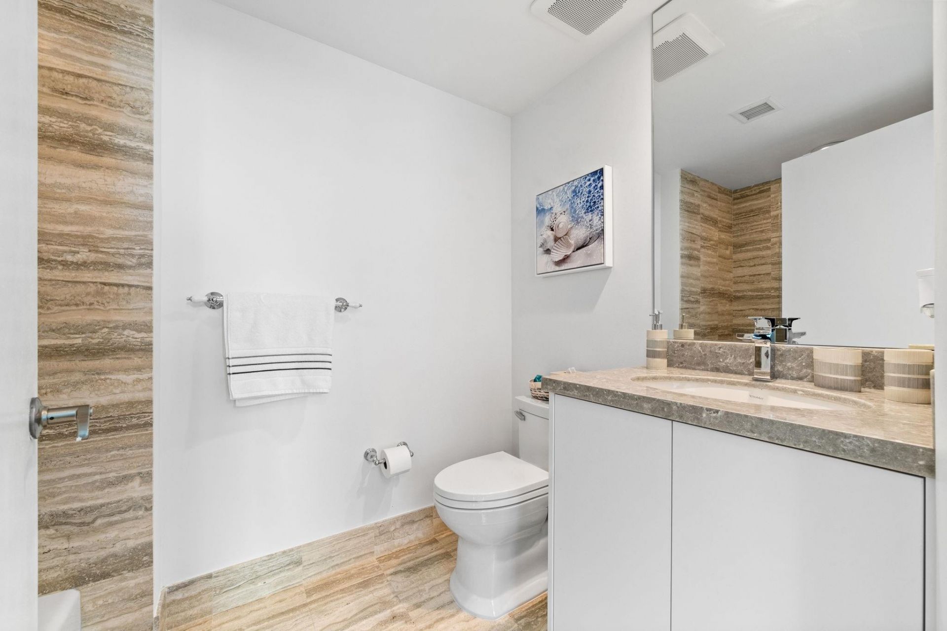 101 S Fort Lauderdale Beach Boulevard, Unit 705, Fort Lauderdale, FL 33316 Photo