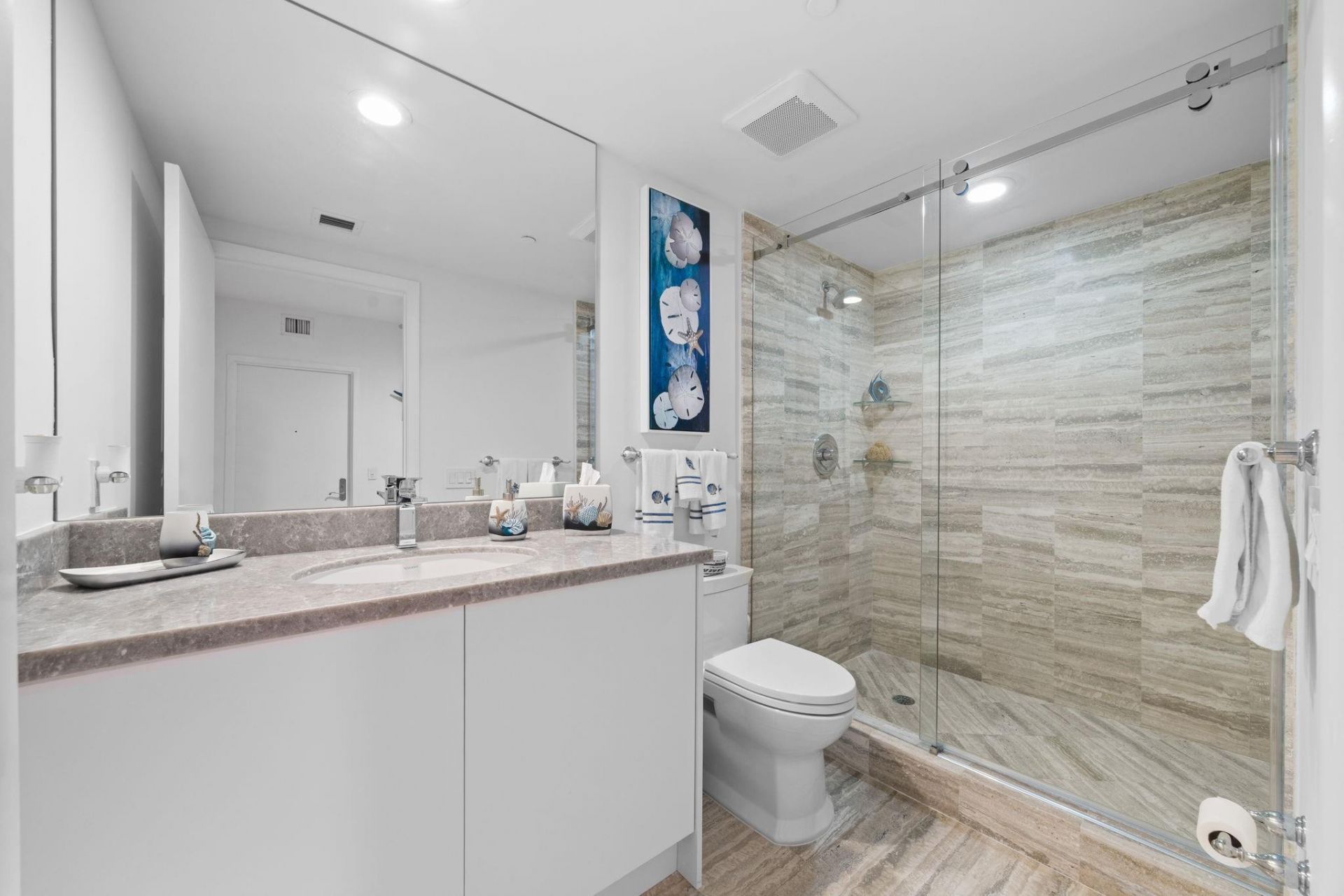 101 S Fort Lauderdale Beach Boulevard, Unit 705, Fort Lauderdale, FL 33316 Photo