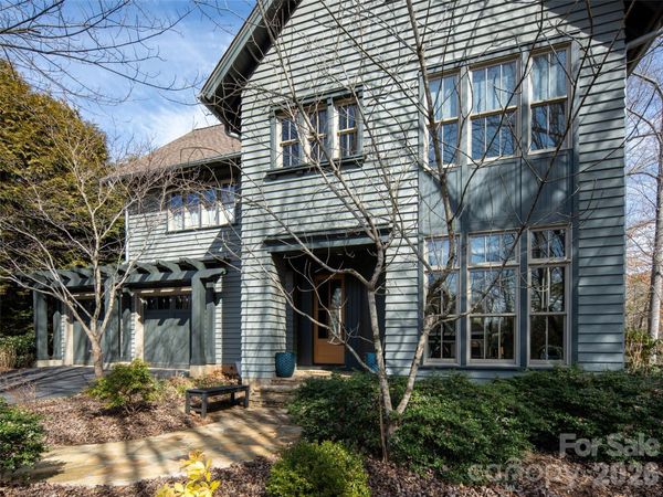 1002 Coves Pheasant Court, Biltmore Lake, NC 28715