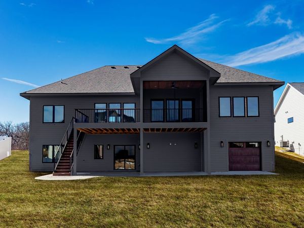 795 Canterbury Circle, Waukee, IA 50263
