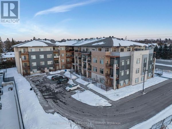 2785 Baseline Road, Unit 415, Ottawa, ON K2H0B7