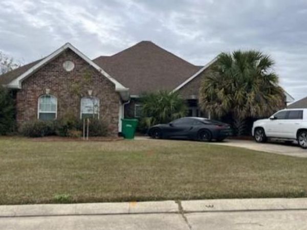 147 RIVERLANDS Drive, LaPlace, LA 70068