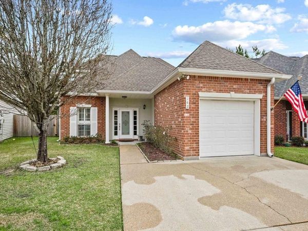 142 EMERALD OAKS Drive, Covington, LA 70433