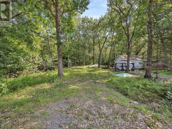 675 Bayview Drive, Ottawa, ON K0A3M0