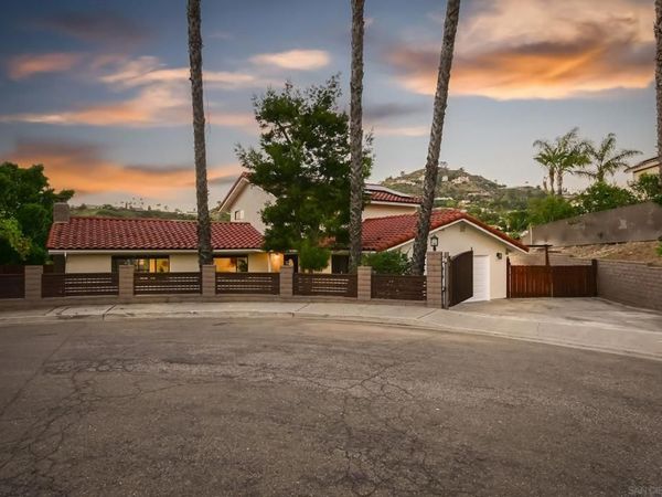 9812 Bonnie Vista Pl, La Mesa, CA 91941
