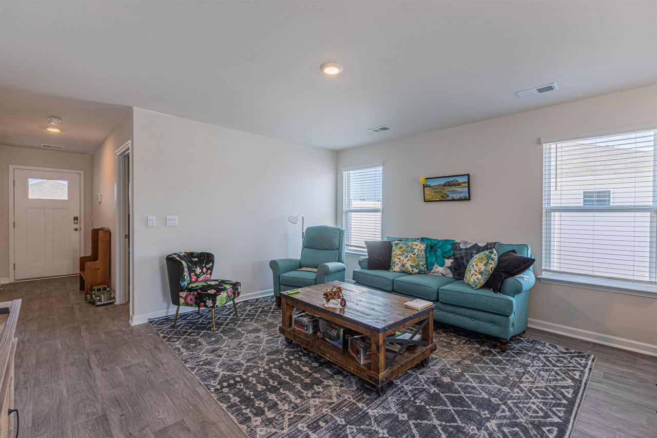 258 Jeff Waters Circle Photo 9