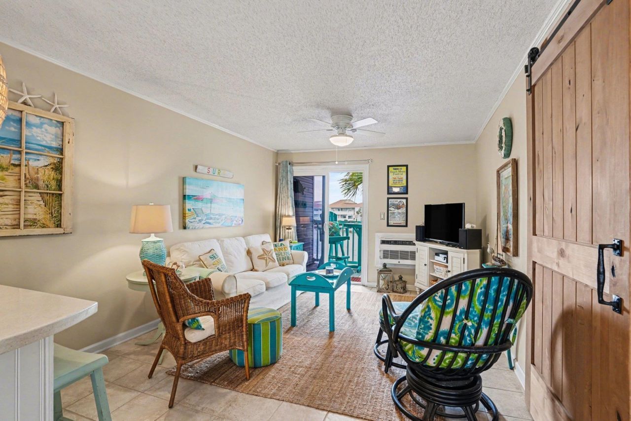 1919 Spring St.  Photo 12