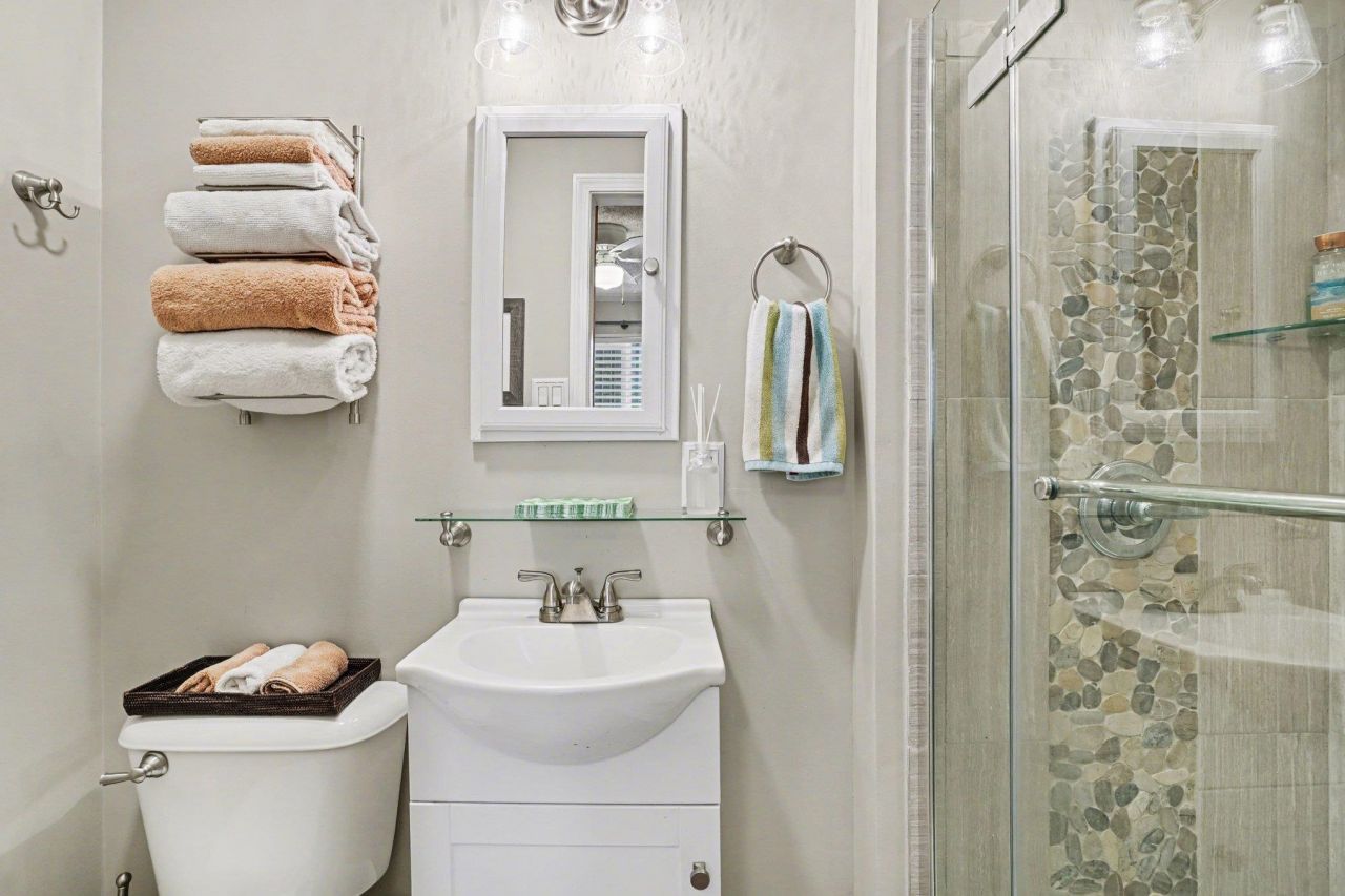 1919 Spring St.  Photo 25