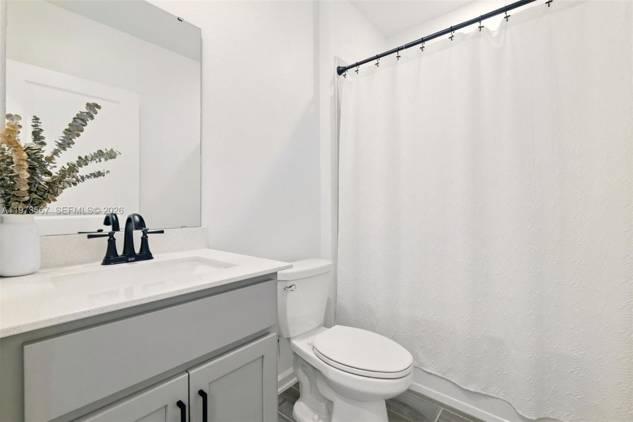 700 Trotters Dr , Eagle Lake, FL 33839 Photo