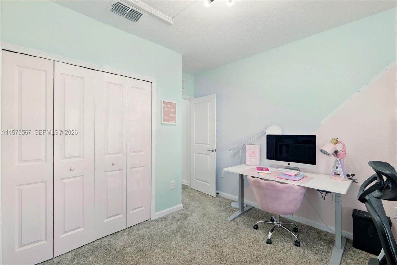 700 Trotters Dr , Eagle Lake, FL 33839 Photo