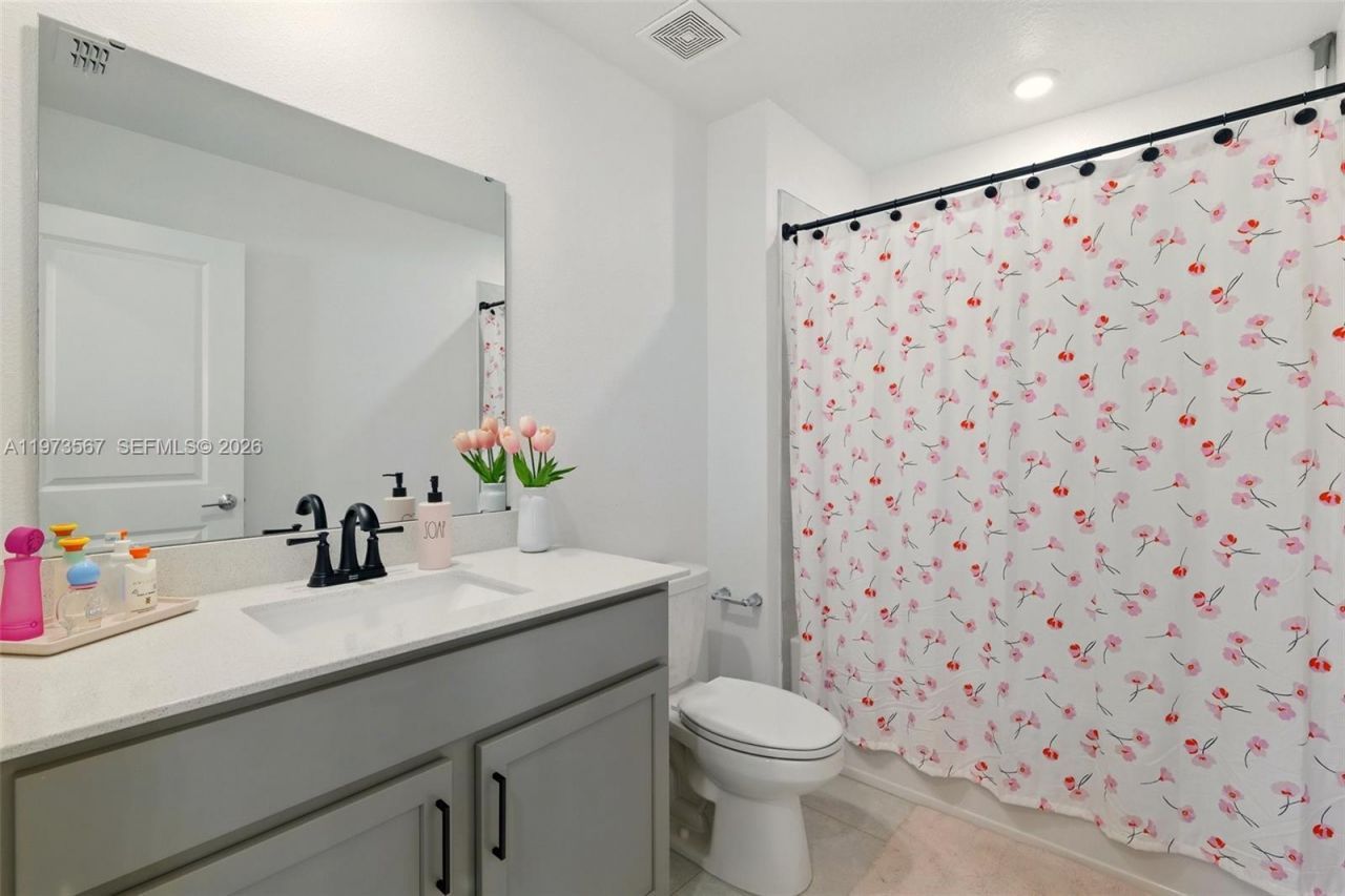 700 Trotters Dr , Eagle Lake, FL 33839 Photo