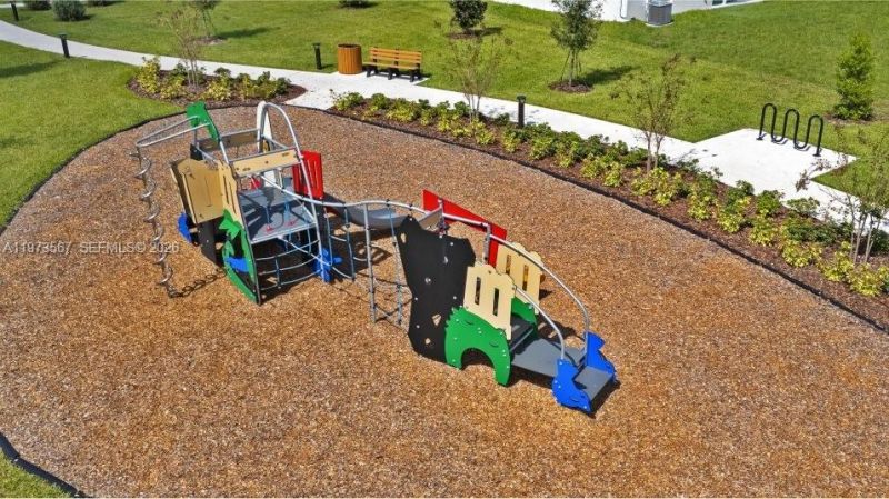 700 Trotters Dr , Eagle Lake, FL 33839 Photo