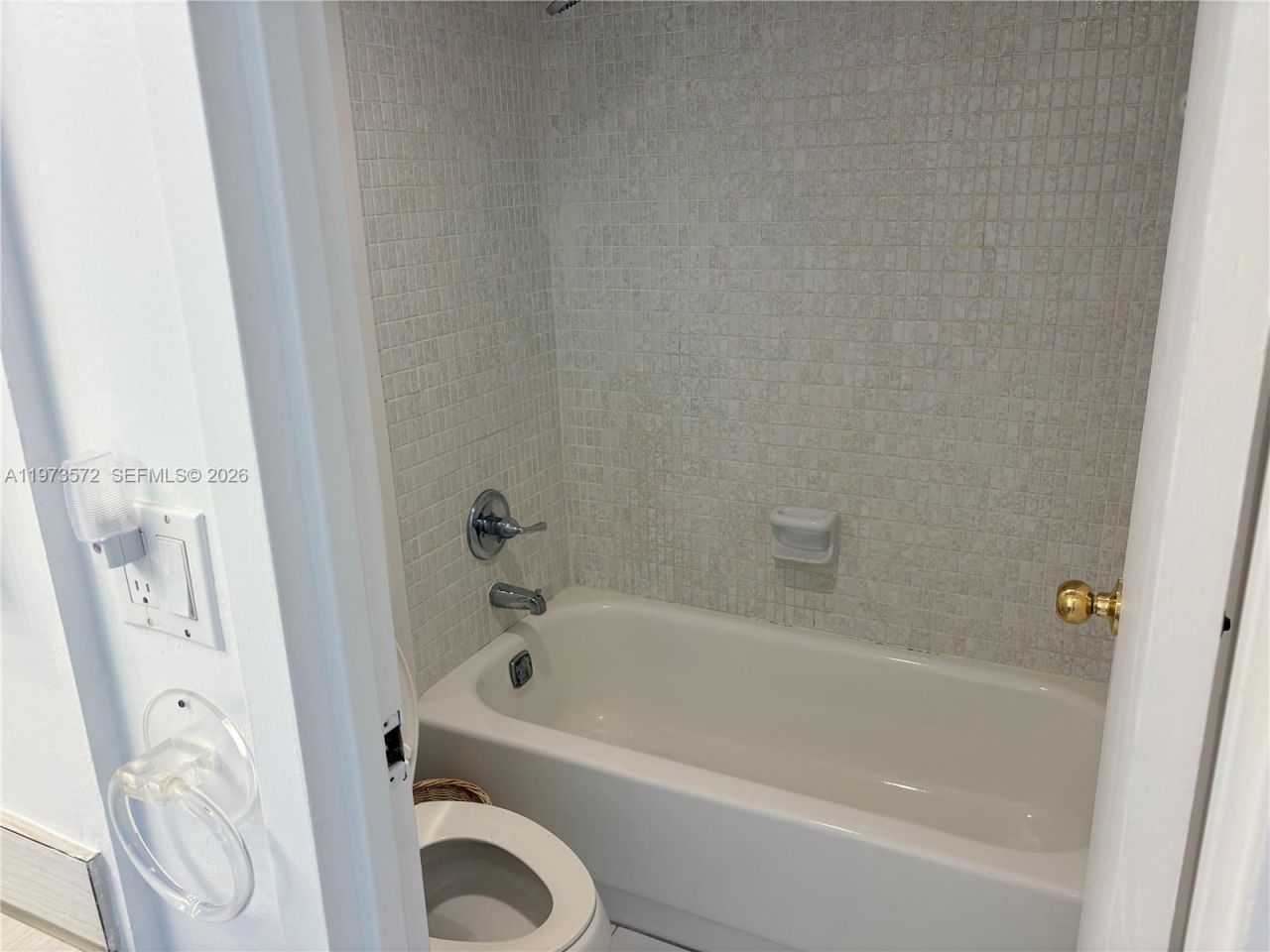 100 Bayview Dr, Unit 217, Sunny Isles Beach, FL 33160 Photo