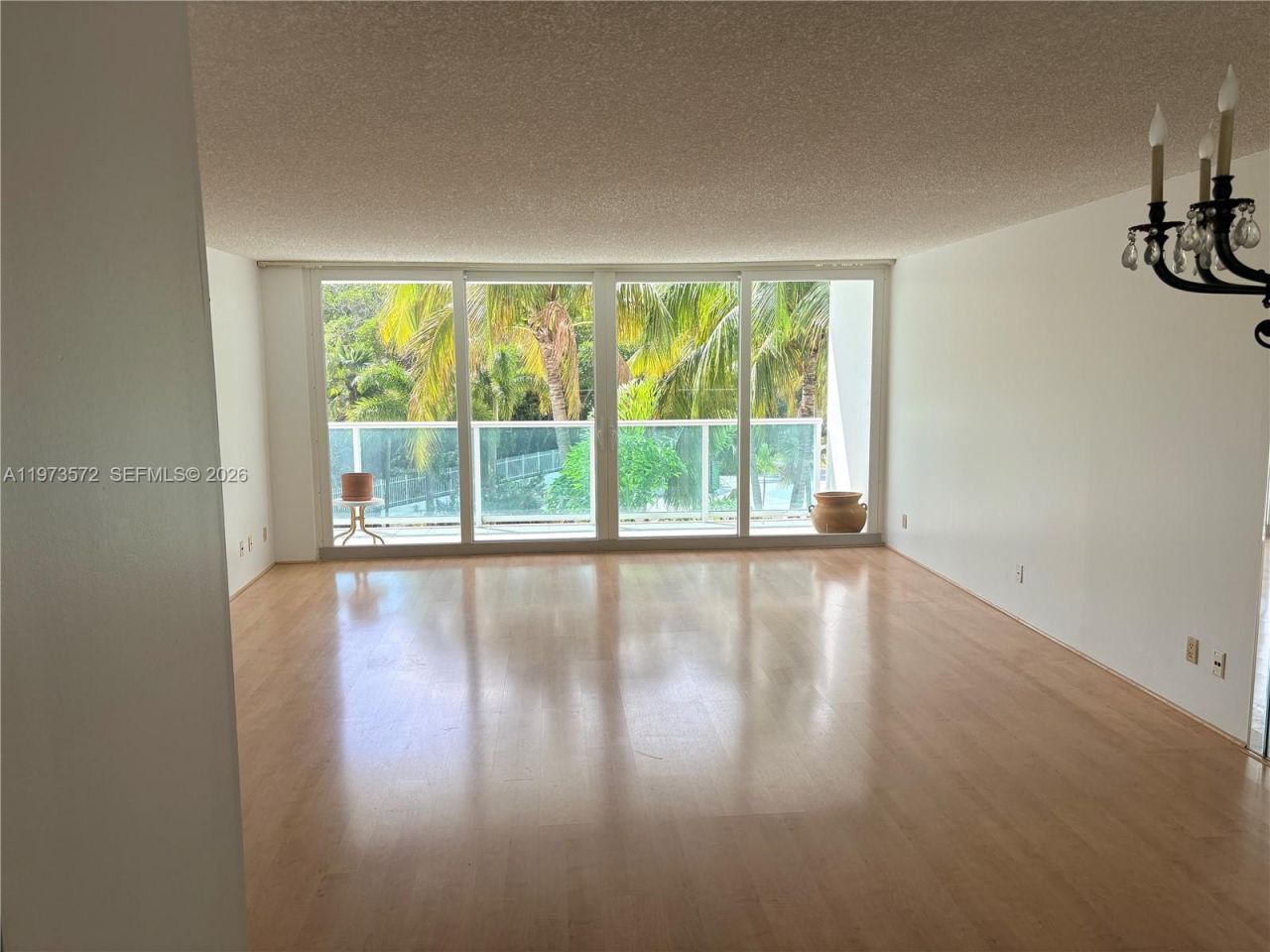 100 Bayview Dr, Unit 217, Sunny Isles Beach, FL 33160 Photo