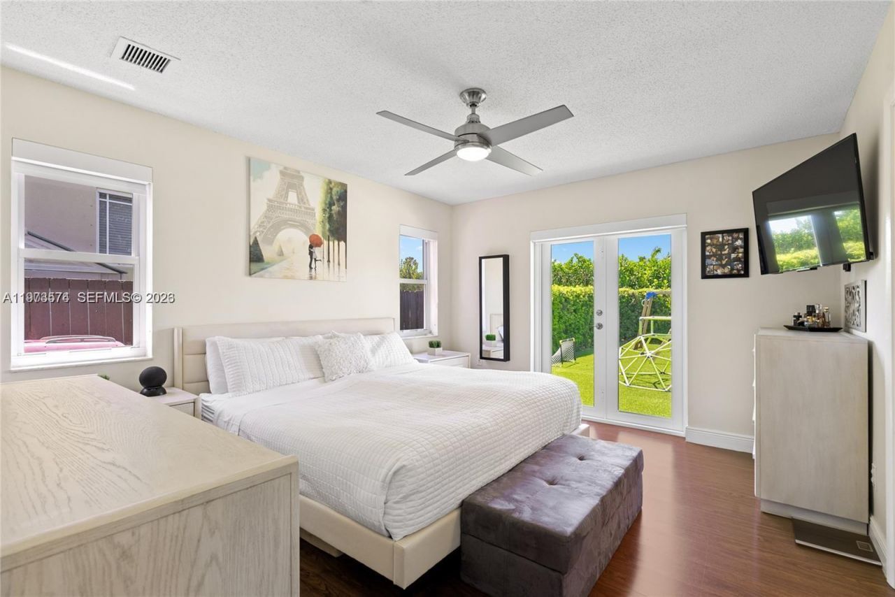 19900 SW 83rd Ave, Cutler Bay, FL 33189 Photo