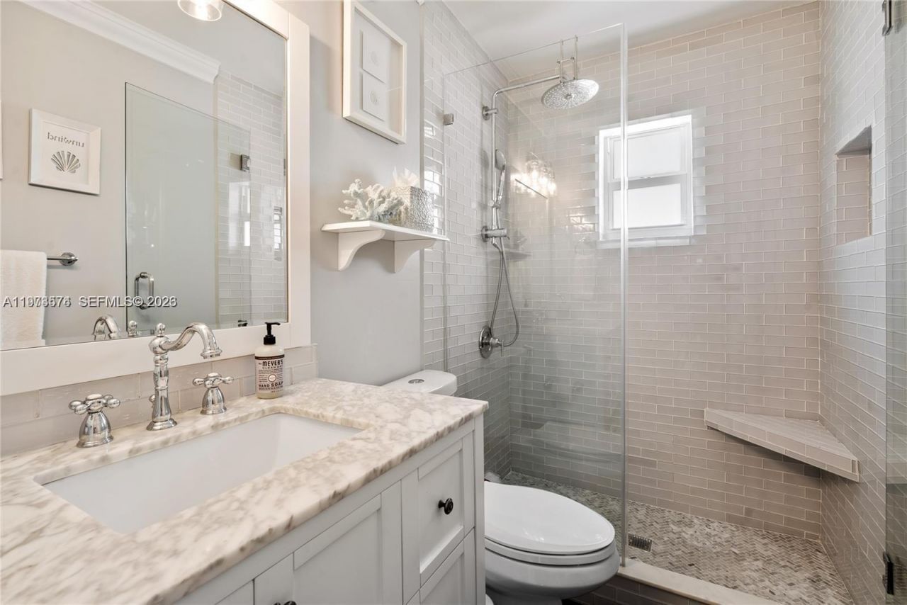 19900 SW 83rd Ave, Cutler Bay, FL 33189 Photo