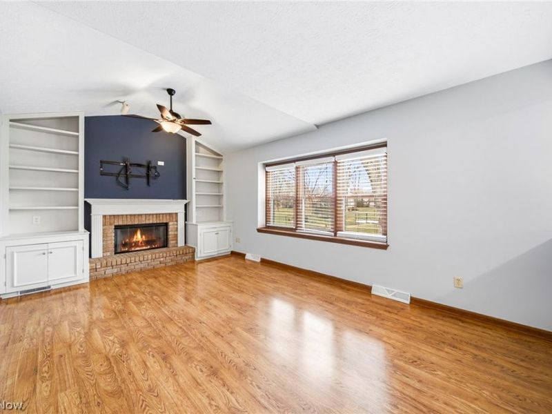 32068 Dorchester Drive, Avon Lake, OH 44012 Photo 10