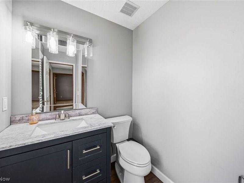 32068 Dorchester Drive, Avon Lake, OH 44012 Photo 12