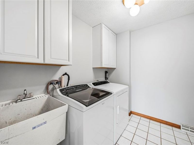 32068 Dorchester Drive, Avon Lake, OH 44012 Photo 13