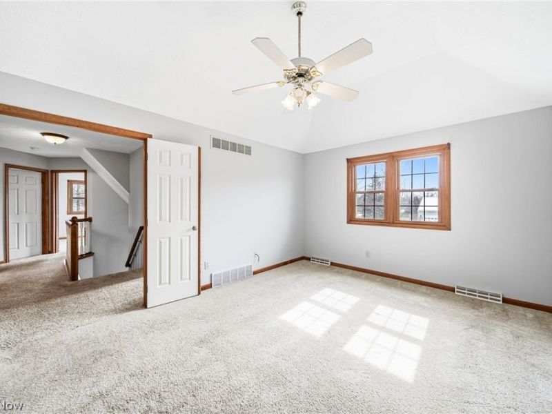 32068 Dorchester Drive, Avon Lake, OH 44012 Photo 15