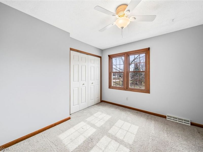 32068 Dorchester Drive, Avon Lake, OH 44012 Photo 20