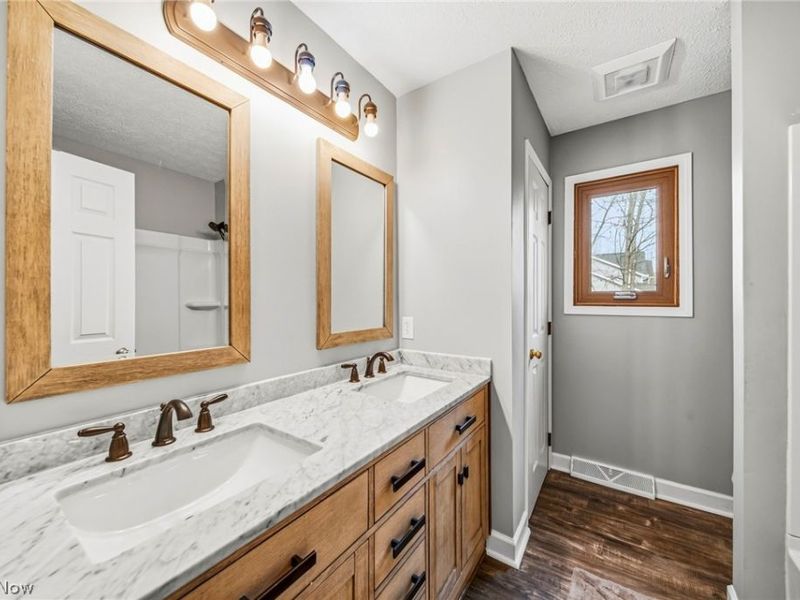 32068 Dorchester Drive, Avon Lake, OH 44012 Photo 26