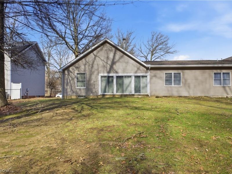 361 Hilltop Boulevard, Canfield, OH 44406 Photo 28