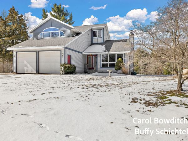 10367 152nd Avenue, West Olive, MI 49460