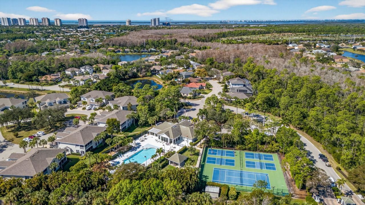 22866 Forest Ridge Dr, Estero, FL 33928 Photo