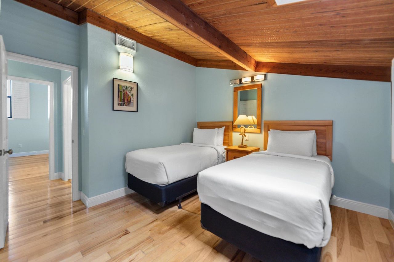 2030 Gulf Beach Villas, Unit 2030, Captiva, FL 33924 Photo