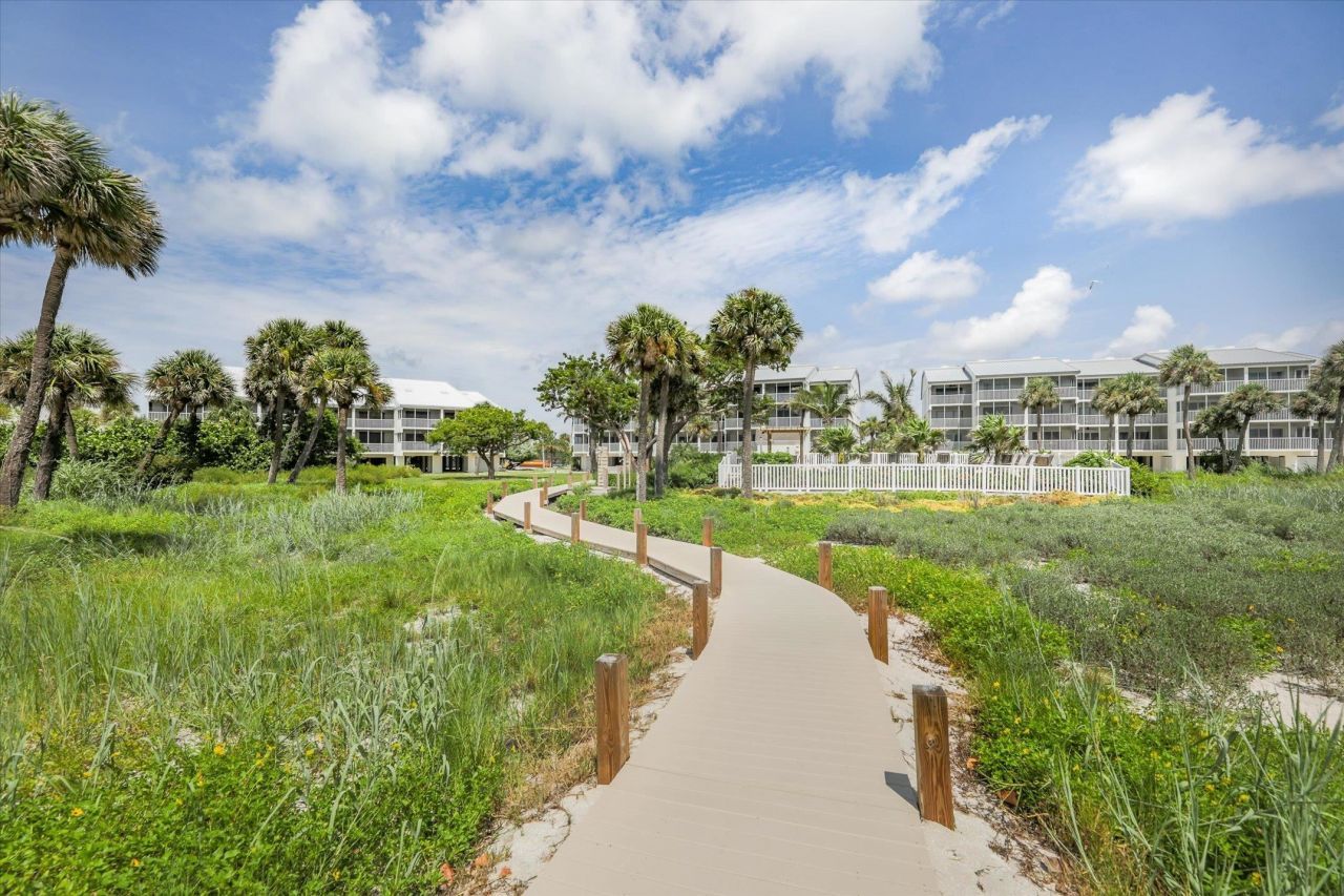2030 Gulf Beach Villas, Unit 2030, Captiva, FL 33924 Photo
