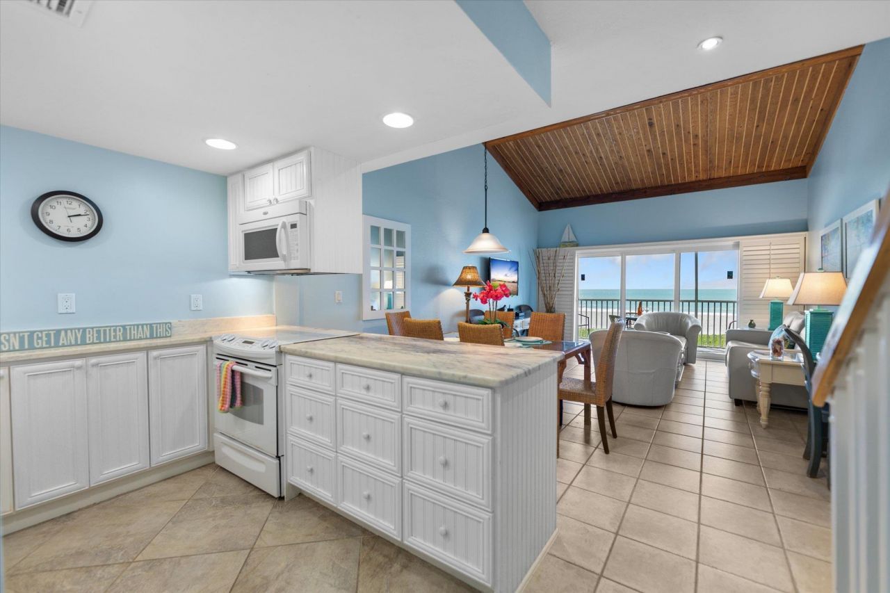 2030 Gulf Beach Villas, Unit 2030, Captiva, FL 33924 Photo