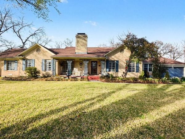 1225 E Union Bower Road, Irving, TX 75061