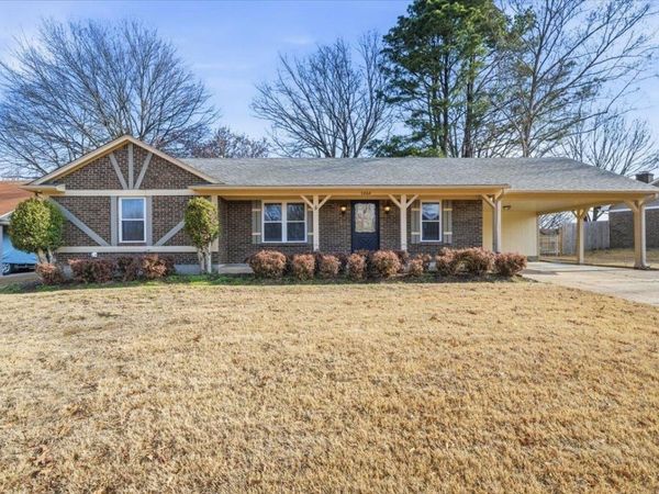 3262 W EARHART DR, Bartlett, TN 38134
