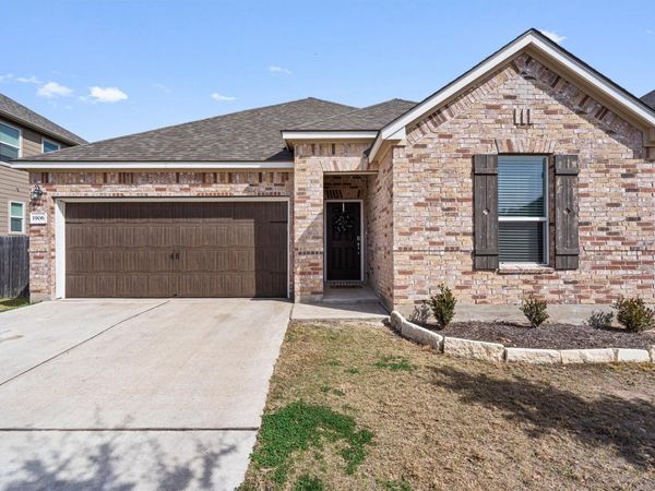 1906 Dragonfly LOOP, Bastrop, TX 78602